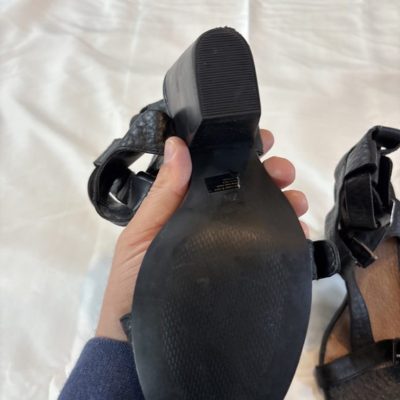 Seychelles Womens Gladiator Leather Heeled Size 7.5‎ Black Wedge - Picture 2 of 10